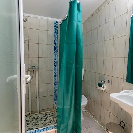 Casa Maria Gazde/Camere de închiriat Constanţa