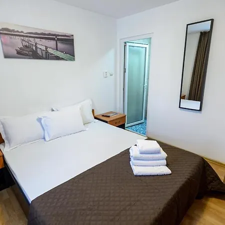 Gazde/Camere de închiriat Casa Maria